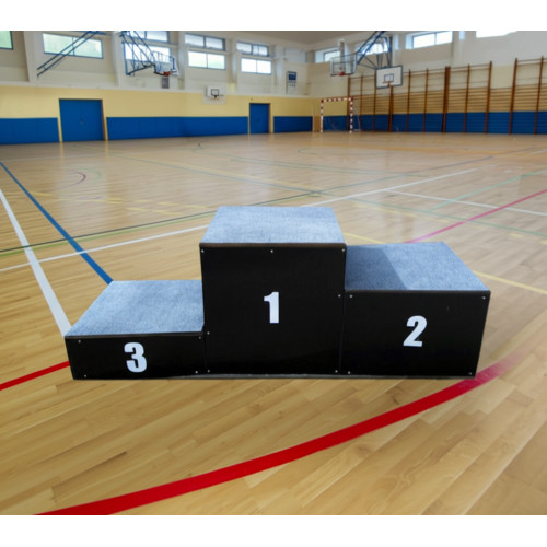 Пьедестал для награждений с ковровым покрытием